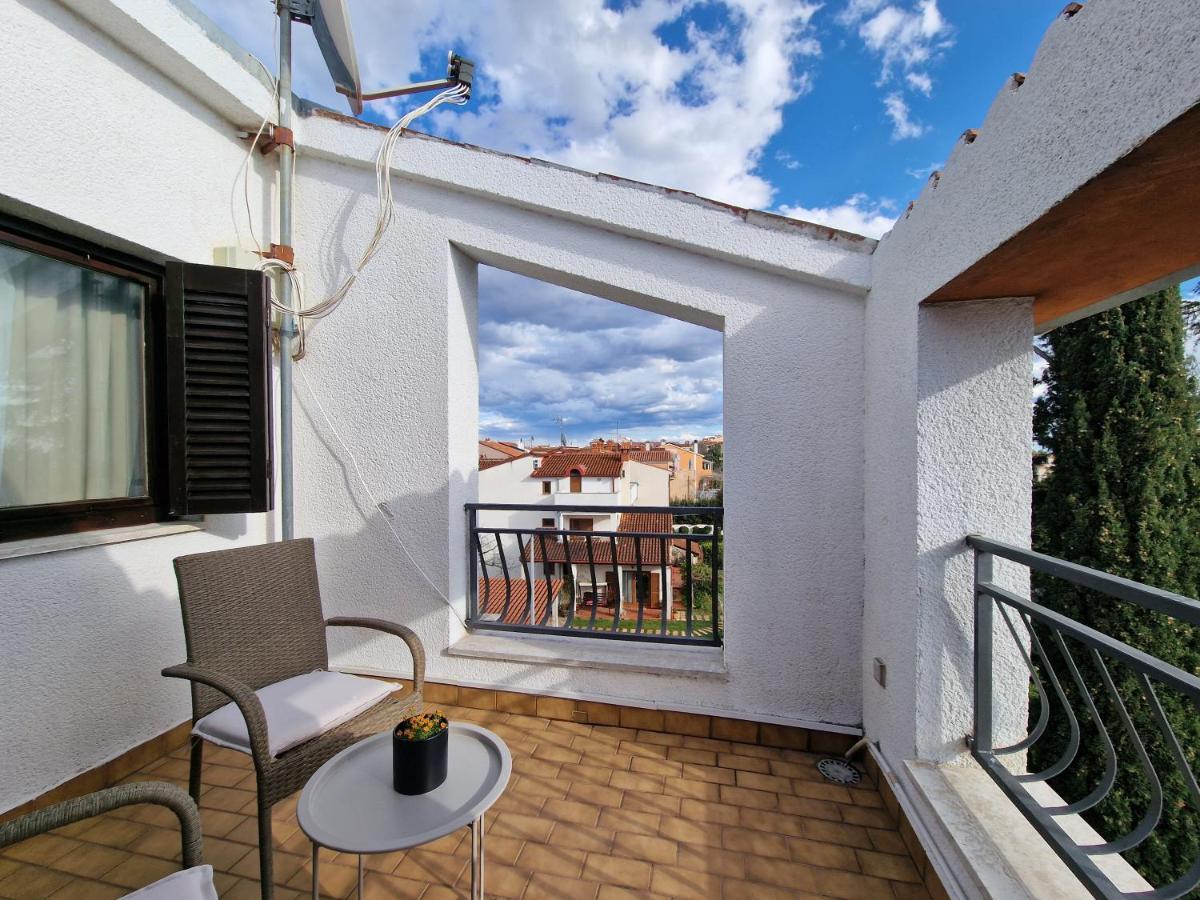 Apartments Katarina - New Renovated Rovinj Exterior foto
